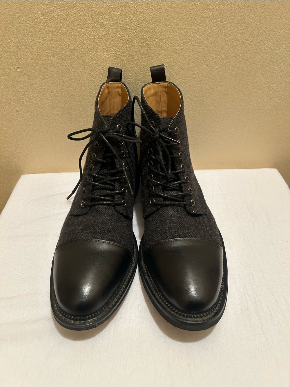 Men's Black Cap-Toe Lace-Up Boots